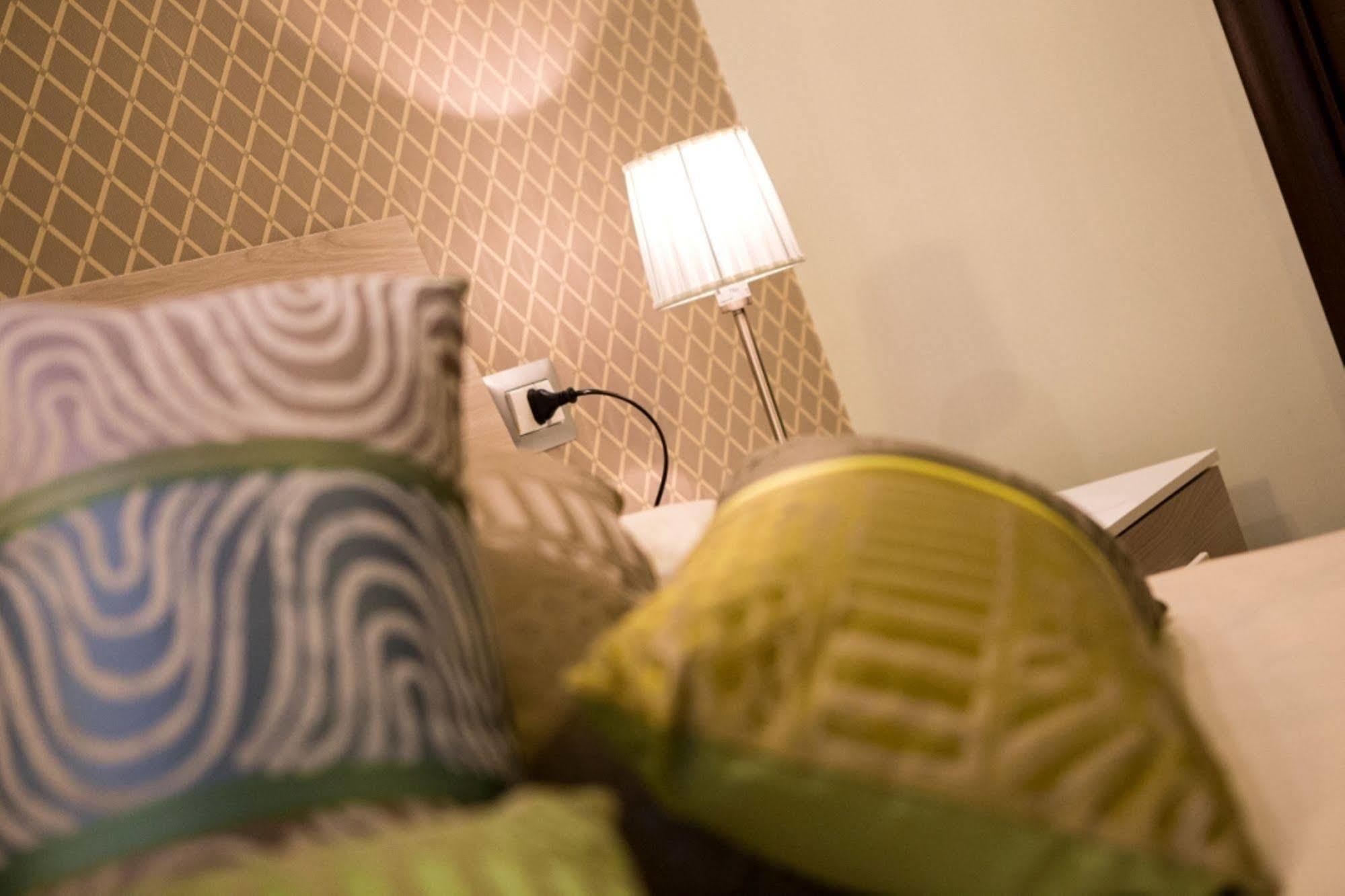 Mikale Rooms Roma Ngoại thất bức ảnh
